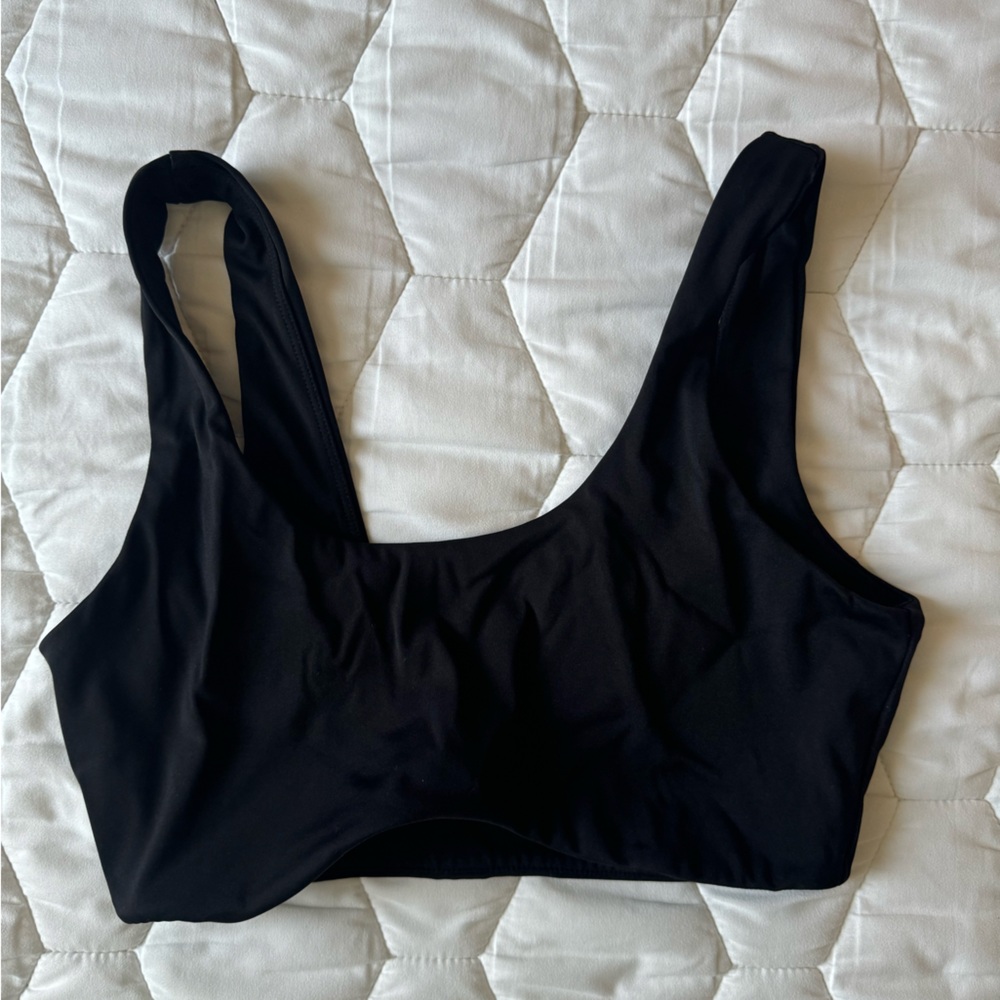 DYM Athletic Black Sports Bra